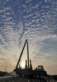 2019年11月15日開始打第一個(gè)樁 2019年11月15日開始打第一個(gè)樁